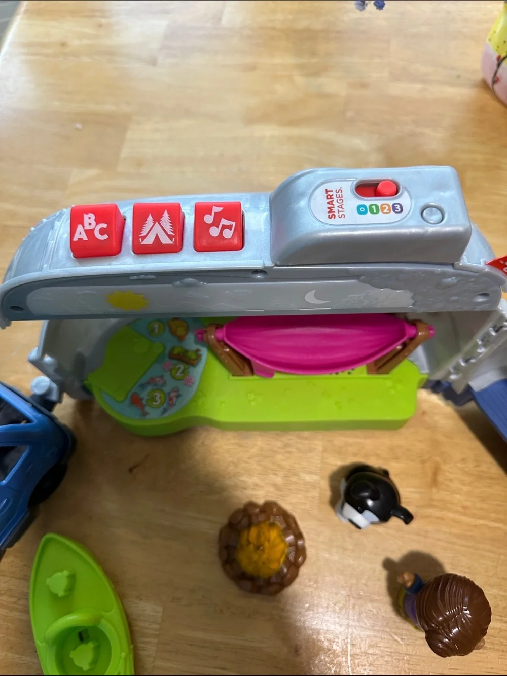 Fisher Price Little People Camper Playset with Blue Truck and Lime Kayak